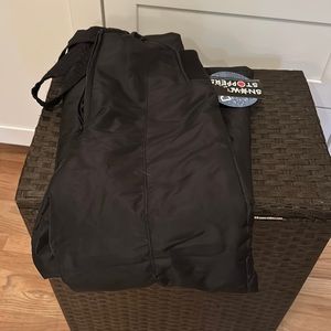 Showstoppers Black Snowpants Kids size 12 New